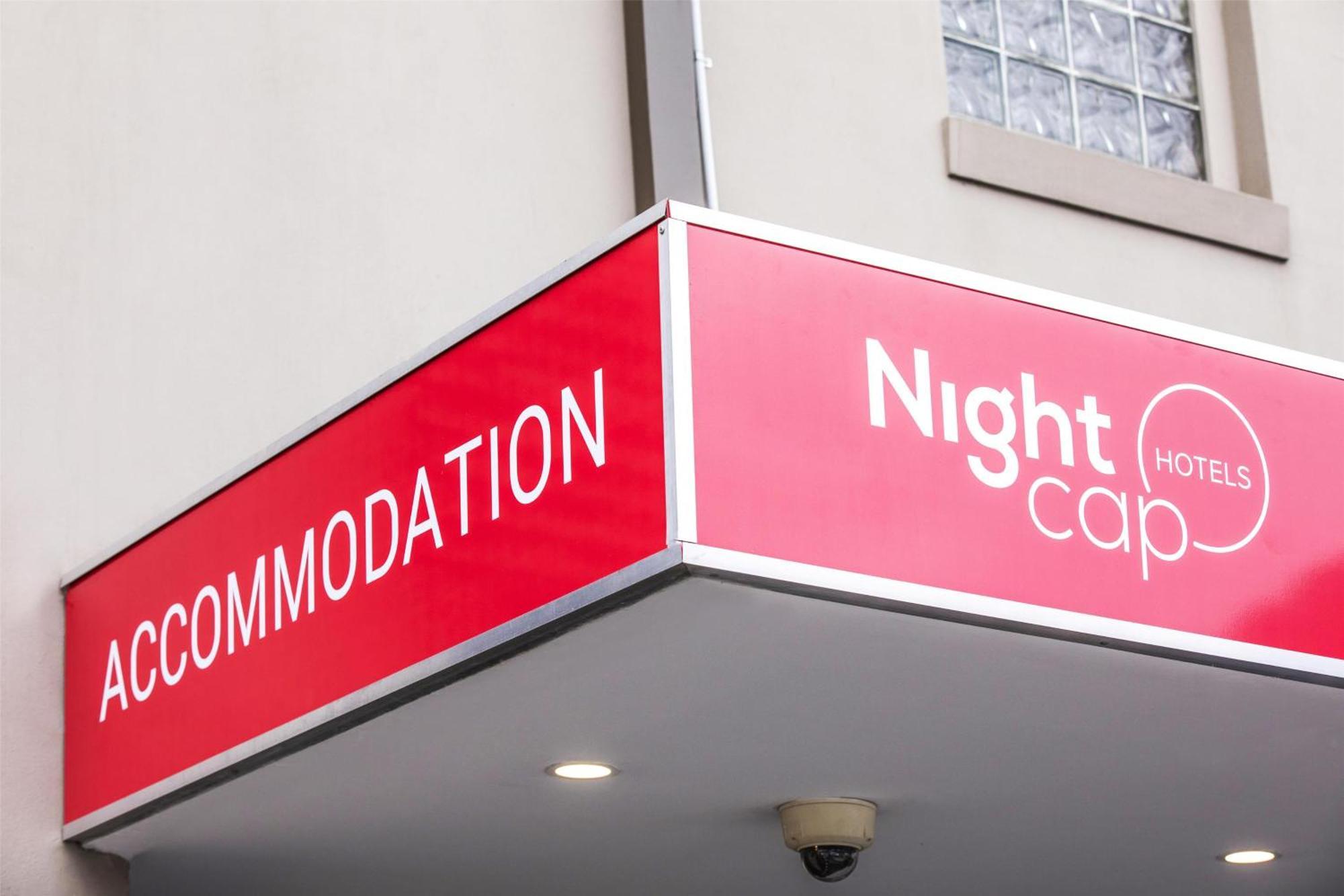 Nightcap At Chester Hill Hotel Bankstown Exterior foto