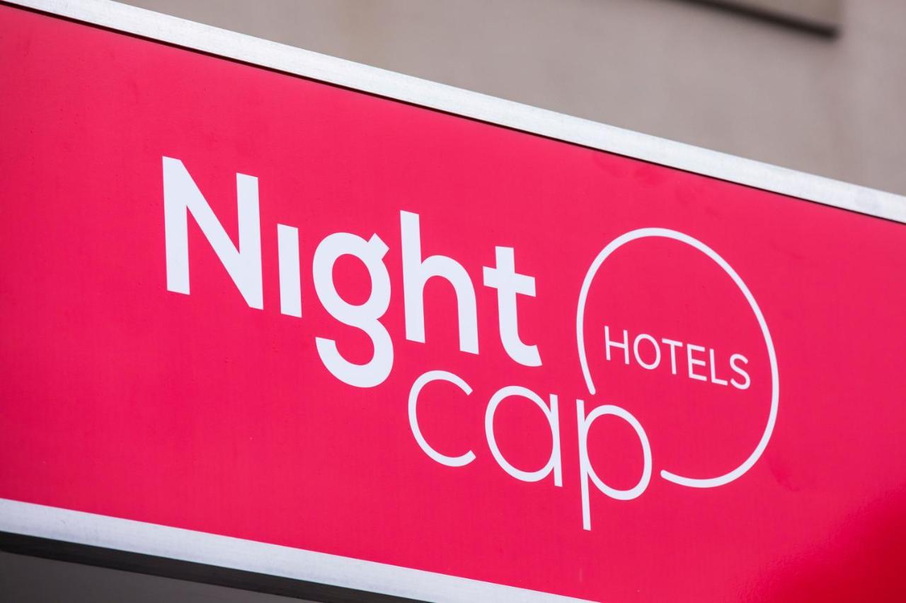 Nightcap At Chester Hill Hotel Bankstown Exterior foto